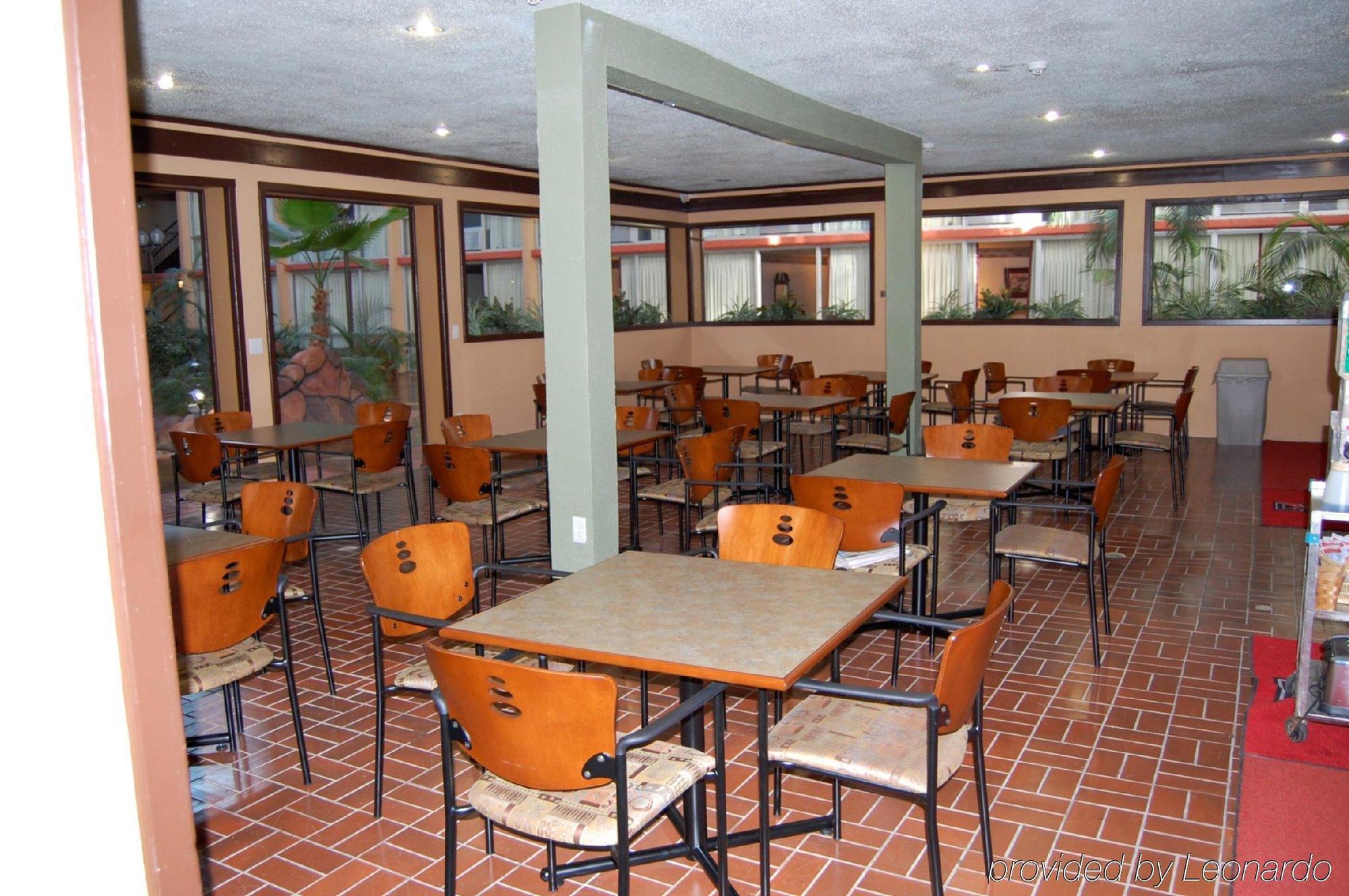 Red Roof Inn Lubbock Restaurant photo